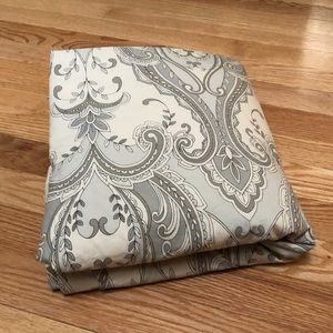 Pottery barn queen sized grey paisley duvet